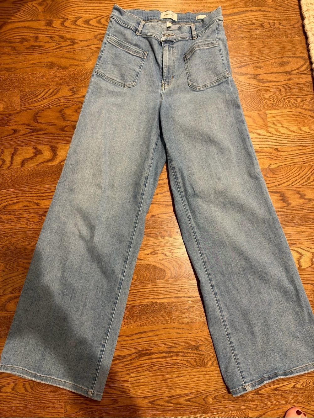 Frame Light Wash Wide Leg Women’s Jeans